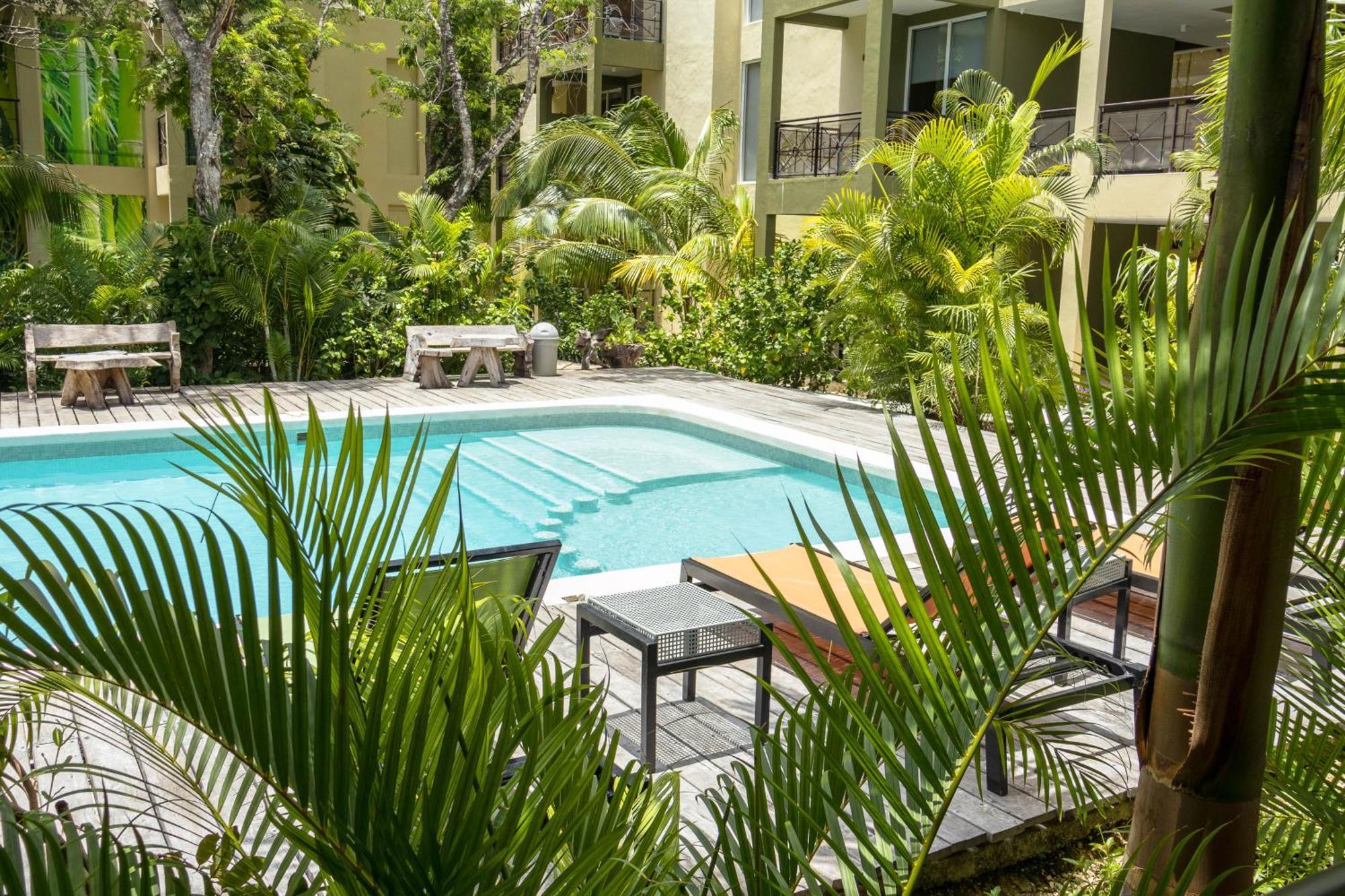 LOL-HA Hotel Boutique Cancún Extérieur photo